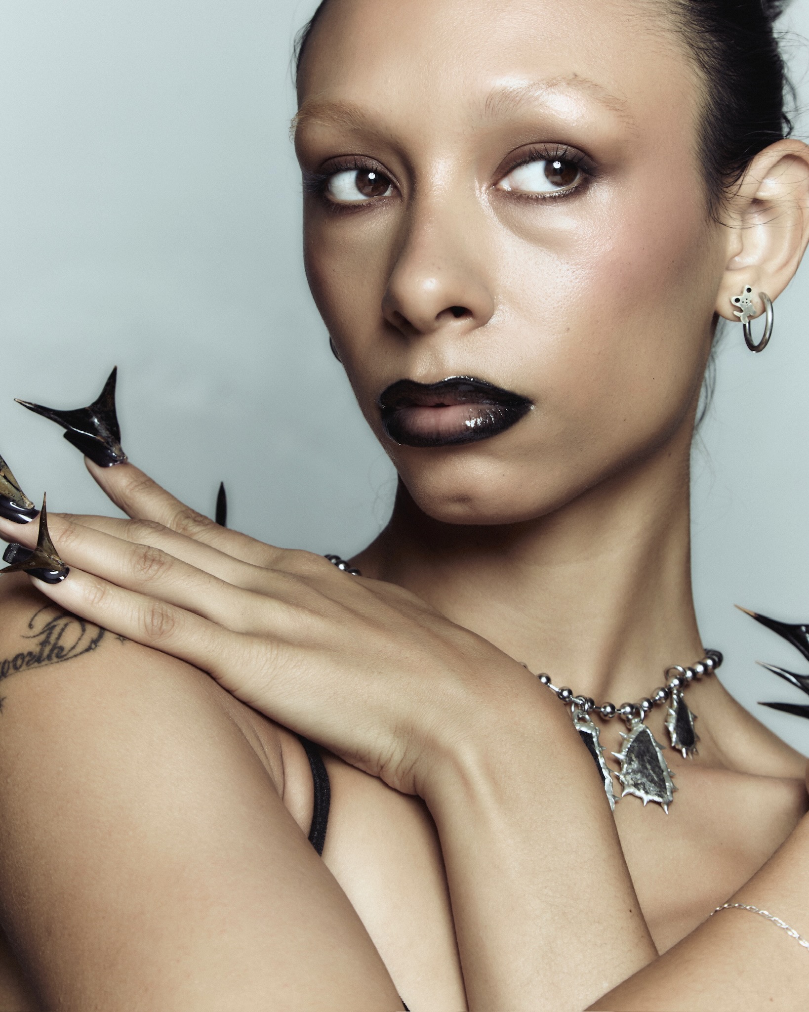 Assist work for Thalia Romanos